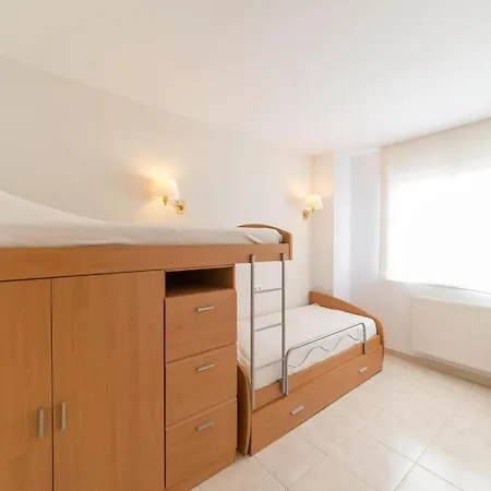 Apartment Luisa アパート L' Escala